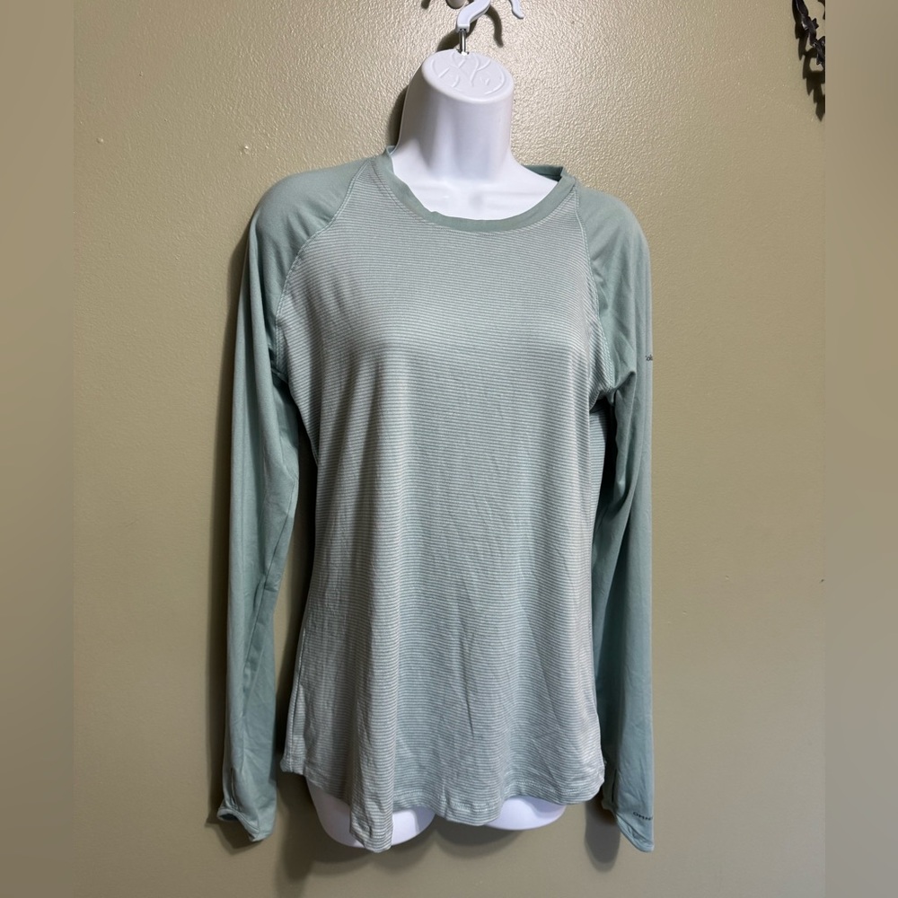 Columbia Long‎ Sleeve Sage Shirt, Size M